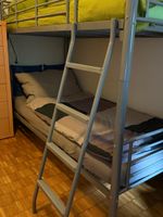 Robustes Metallhochbett