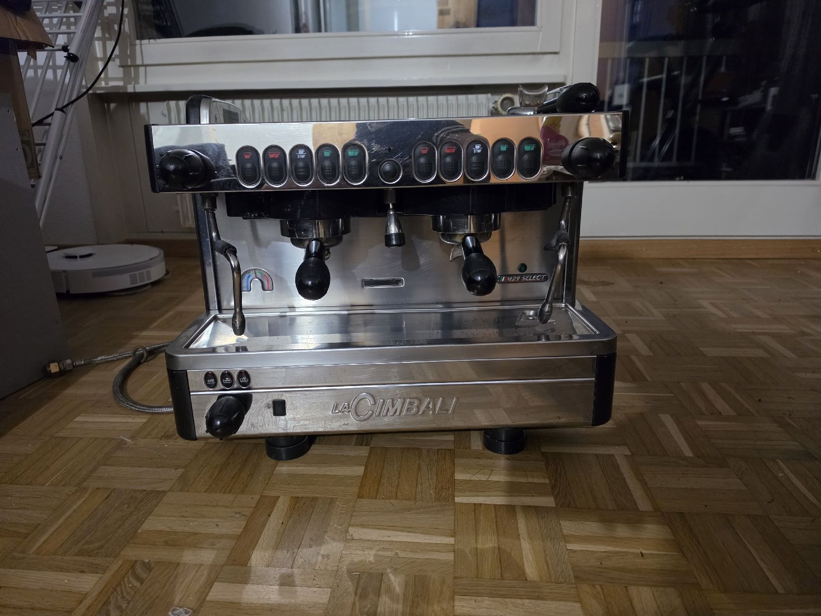 Cimbali Macchine per caffè & Macchine per espresso: Machine à espresso professionnelle Cimbali m29 select – Usato da Villeneuve VD venduto da Captsu 2