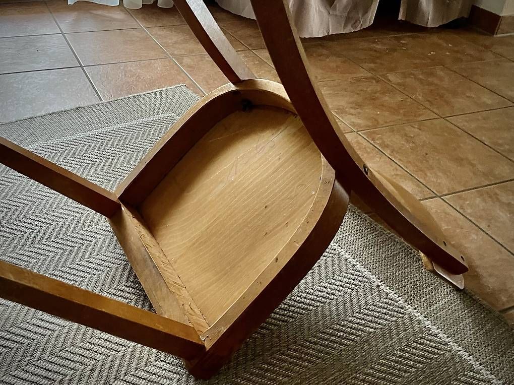 Stühle: Robuster Stuhl - retro – Gebraucht aus Büren an der Aare von tadowa 2