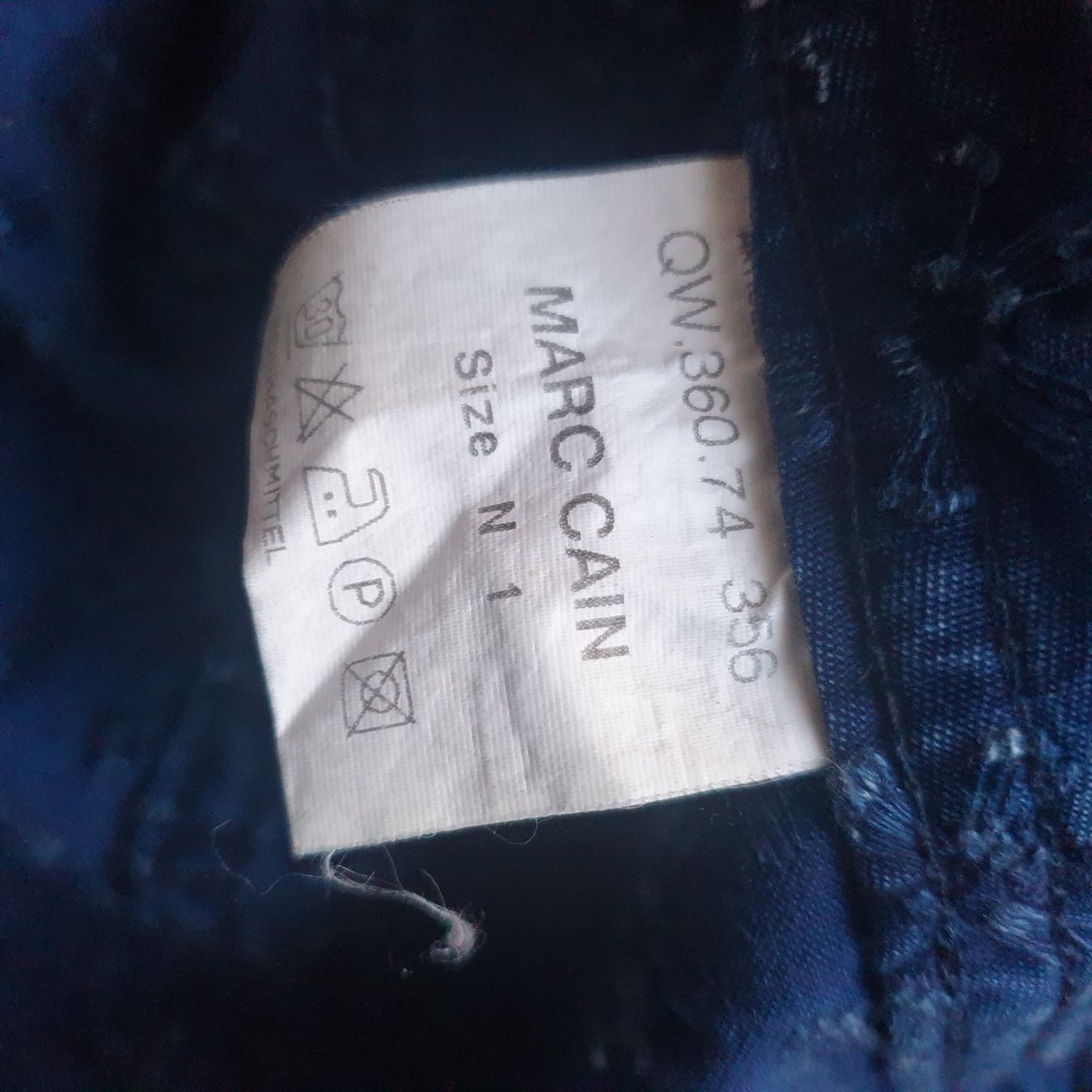 Marc Cain Giacche: Marccain schöne blaue Jacke Gr. N1 – Usato da Frenkendorf venduto da Chrigeli01 3
