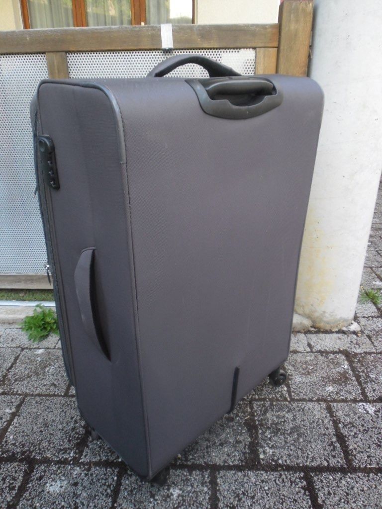 Valigie: Koffer mit Rollen von Cockpit – Usato da Büren SO venduto da omsa 1