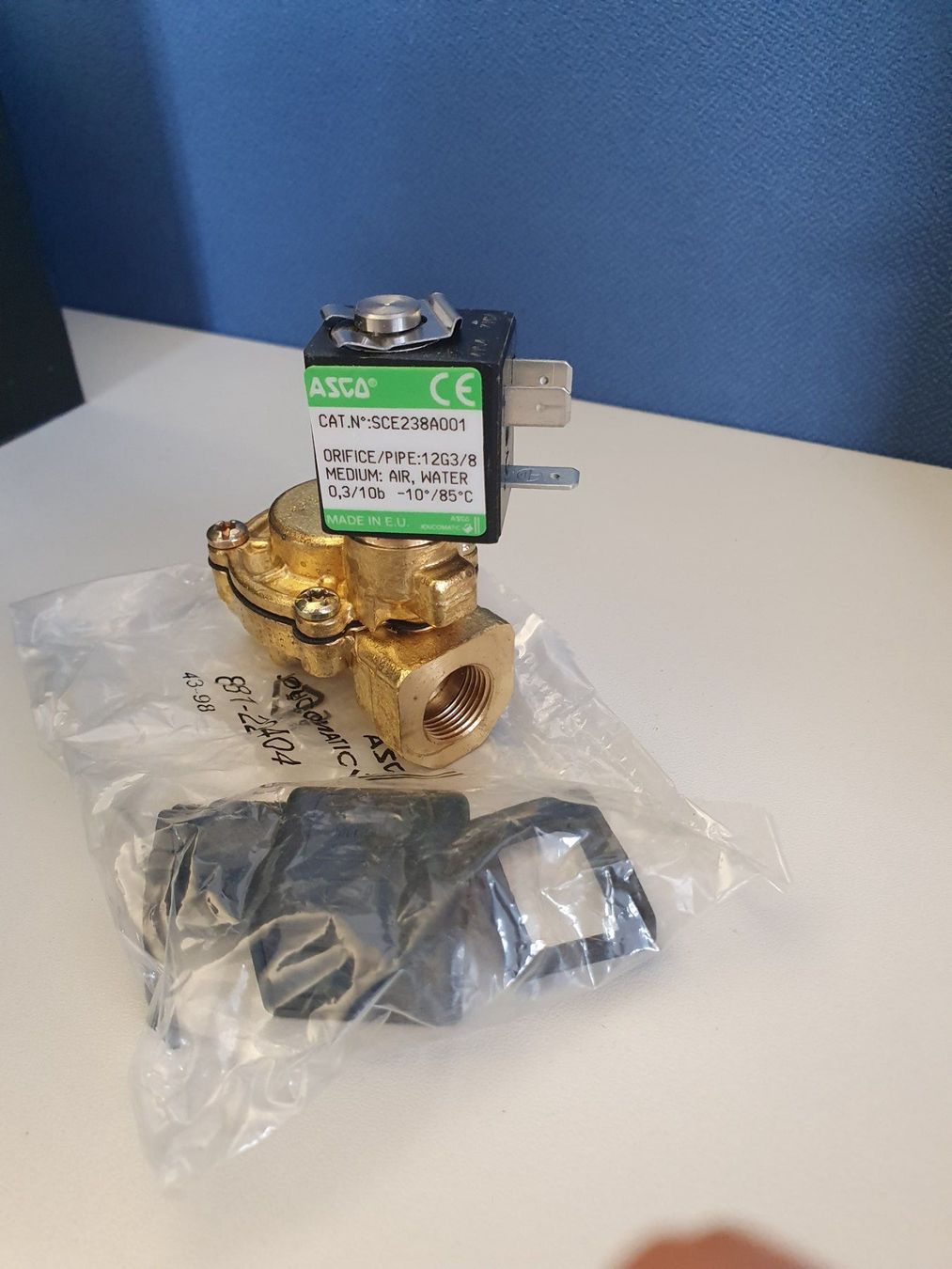 Componenti elettronici: ASCO Joucomatic E238A201 Magnetventil SCE238A001 – Nuovo (secondo la descrizione) da Rothrist venduto da Witronic 2