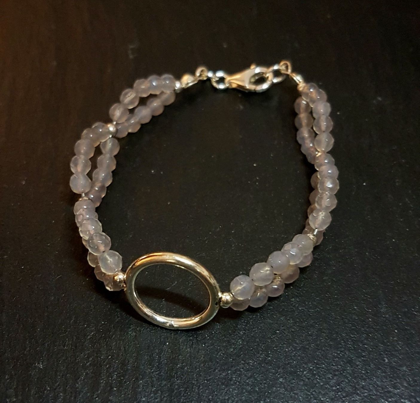 Bracciali & Braccialetti: Bracelet en argent 925 et Agates grises – Nuovo e nell'imballaggio originale da Veyrier venduto da Leilazizou 1