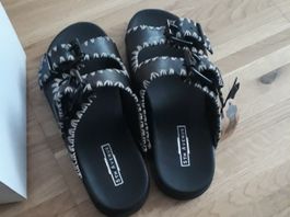 NEU 5th Avenue Pantolette aus Leder Gr. 37