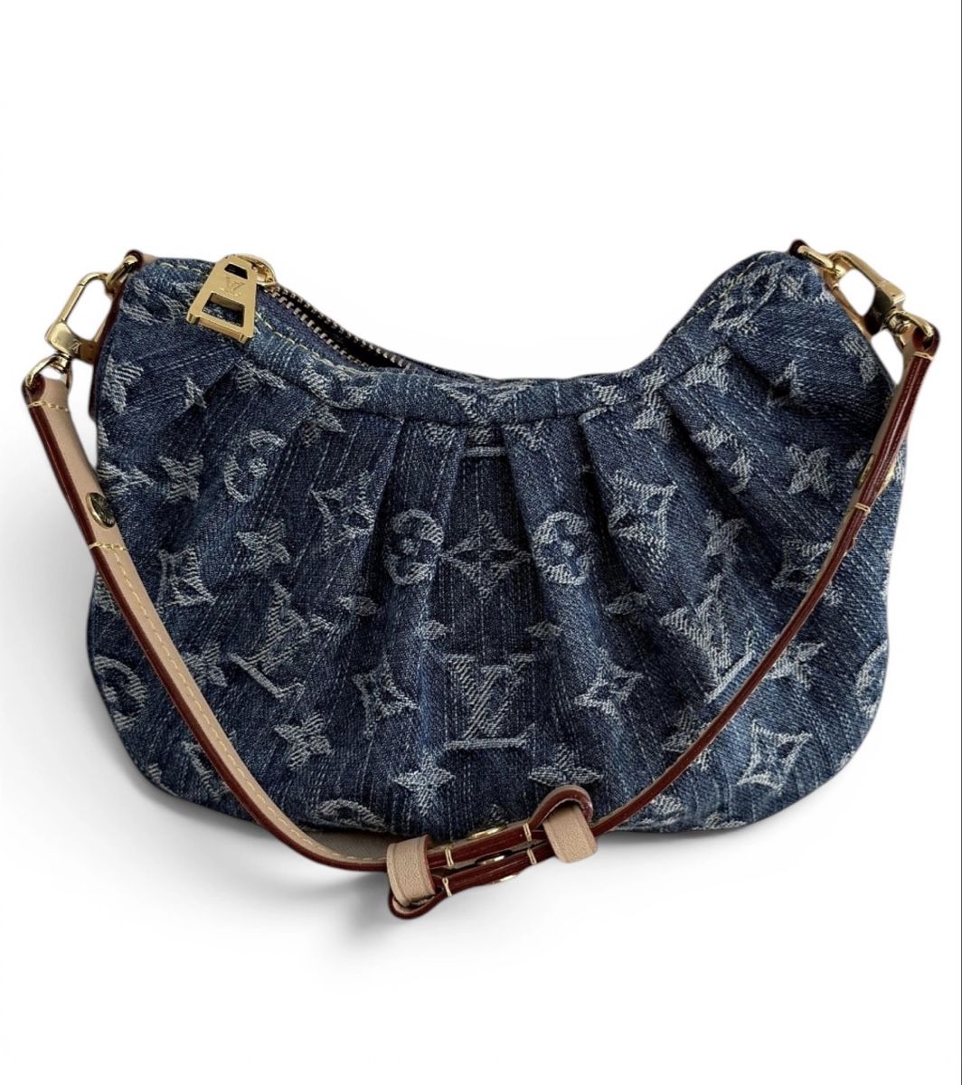 Louis Vuitton Sacs femmes: Louis Vuitton Pochette Valley Monogram – Neuf (Voir description) à Chur par tince07