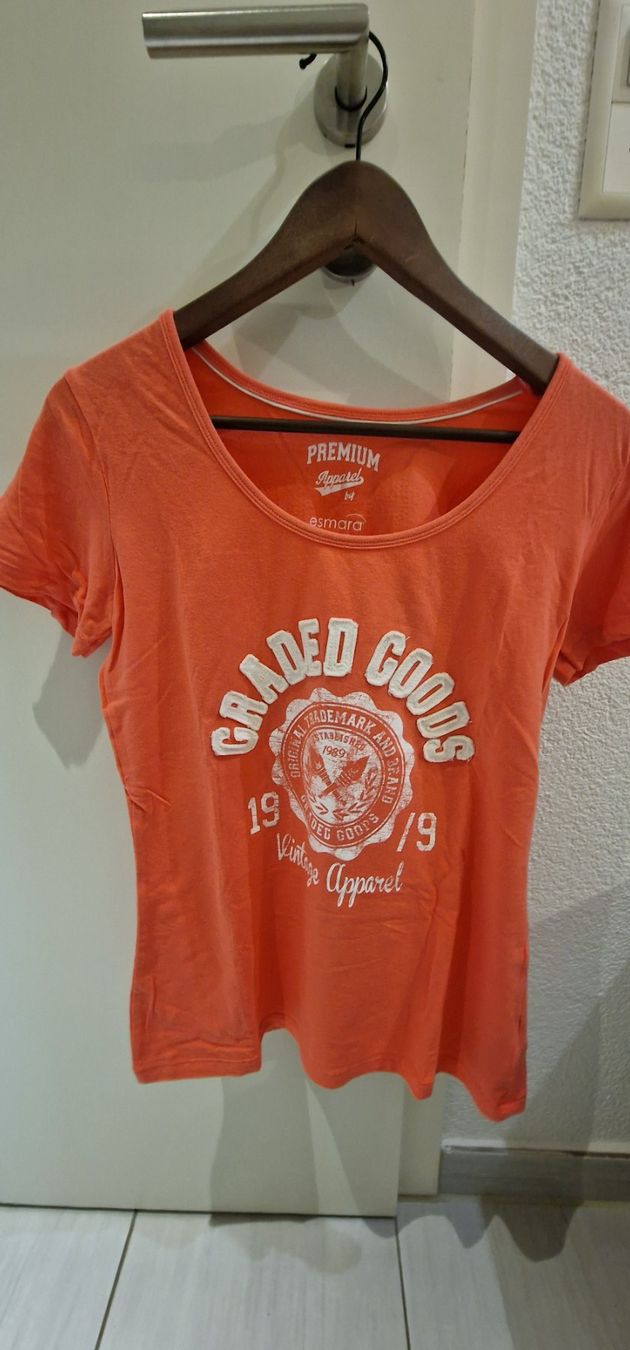 Lotti di vestiti: Trainerhose und Jacken – Usato da Oftringen venduto da bin_2wk8 1