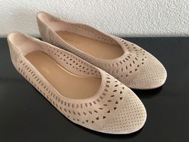 Ballerinas Wildleder beige Gr. 40