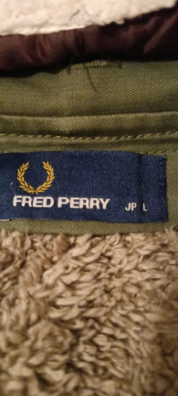 Fred Perry Cappotti: Fred Perry Parka – Usato da Kriens venduto da San74 5