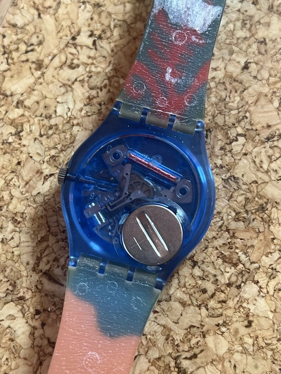 Swatch Uhren: Swatch Uhr Datum FARBIG – Gebraucht aus Laufen von belleskulptur 7