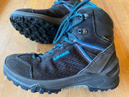 Lowa Wanderschuhe Gr. 33 Top Zustand!