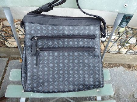 Tasche maddison schwarz NEU