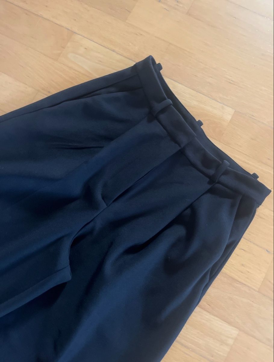 H&M Pantaloni: Weite Hose H&M Edition – Usato da Kilchberg ZH venduto da asrael02 1