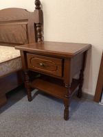 Antiker Beistelltisch ab 1.-CHF