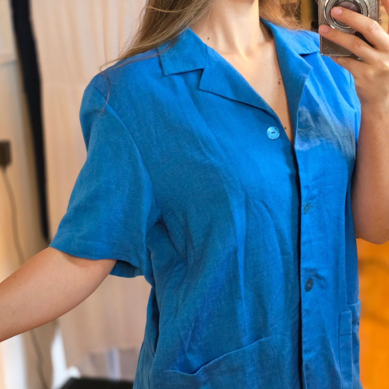 Camicette: Vintage blaue Bluse oversized mit Schulterpolstern – Usato da Wald ZH venduto da CapLux 1