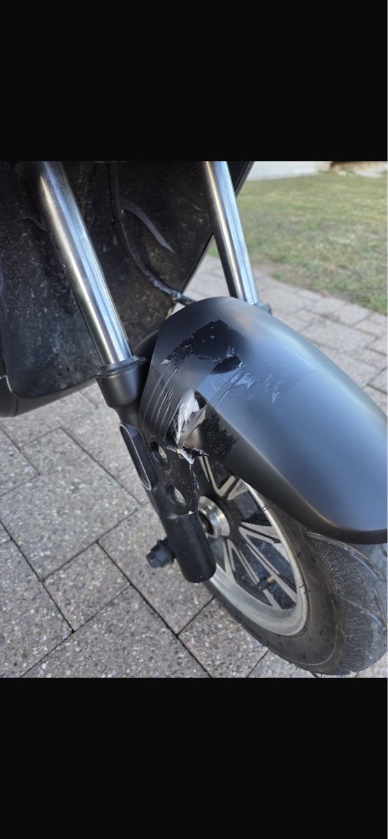 Scooters: Elektro Scooter  – D'occasion à Wallisellen par DCNS 3