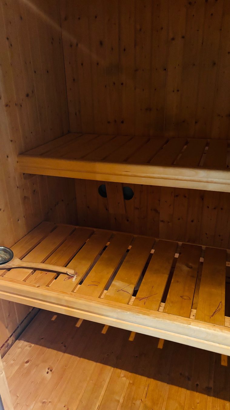 Sauna & Accessori: Sauna 3,6 KW – Usato da St.Gallen venduto da jurik 2