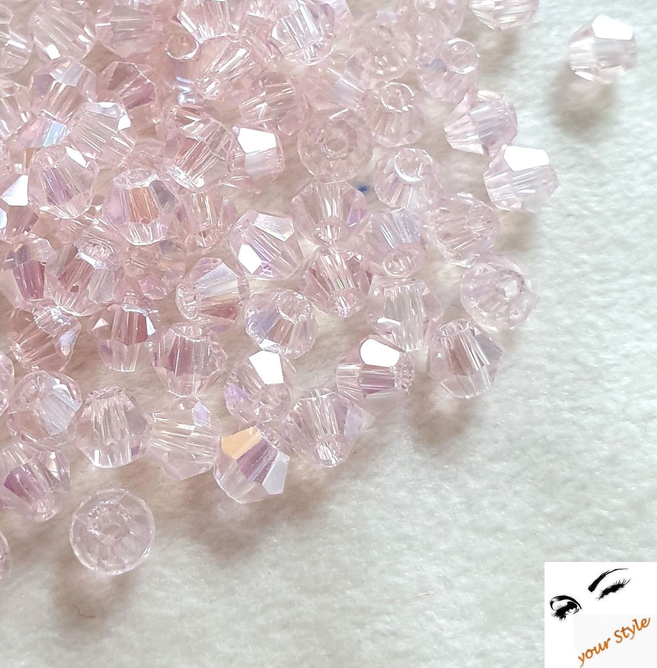 Perle (finte): 100 Stk. Glas- Perlen 4mm hellrosa AB Lüster – Nuovo e nell'imballaggio originale da Oberglatt ZH venduto da -your-Style-