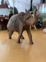 Holzfigur Elefant, handgeschnitzt, gute Verfassung