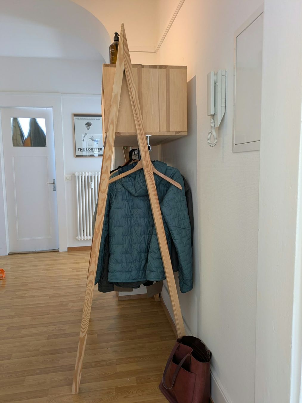 Garderobe: Garderobe/Kleiderständer aus Kiefer – Gebraucht aus Bern von CorinaG 1