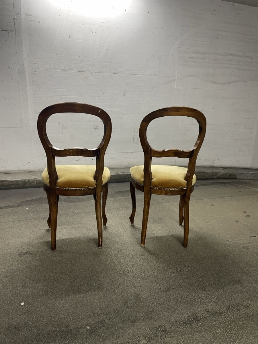 Stühle: Designklassiker Stühle Barock – Gebraucht aus Zürich von Bjthorsteinsen 2