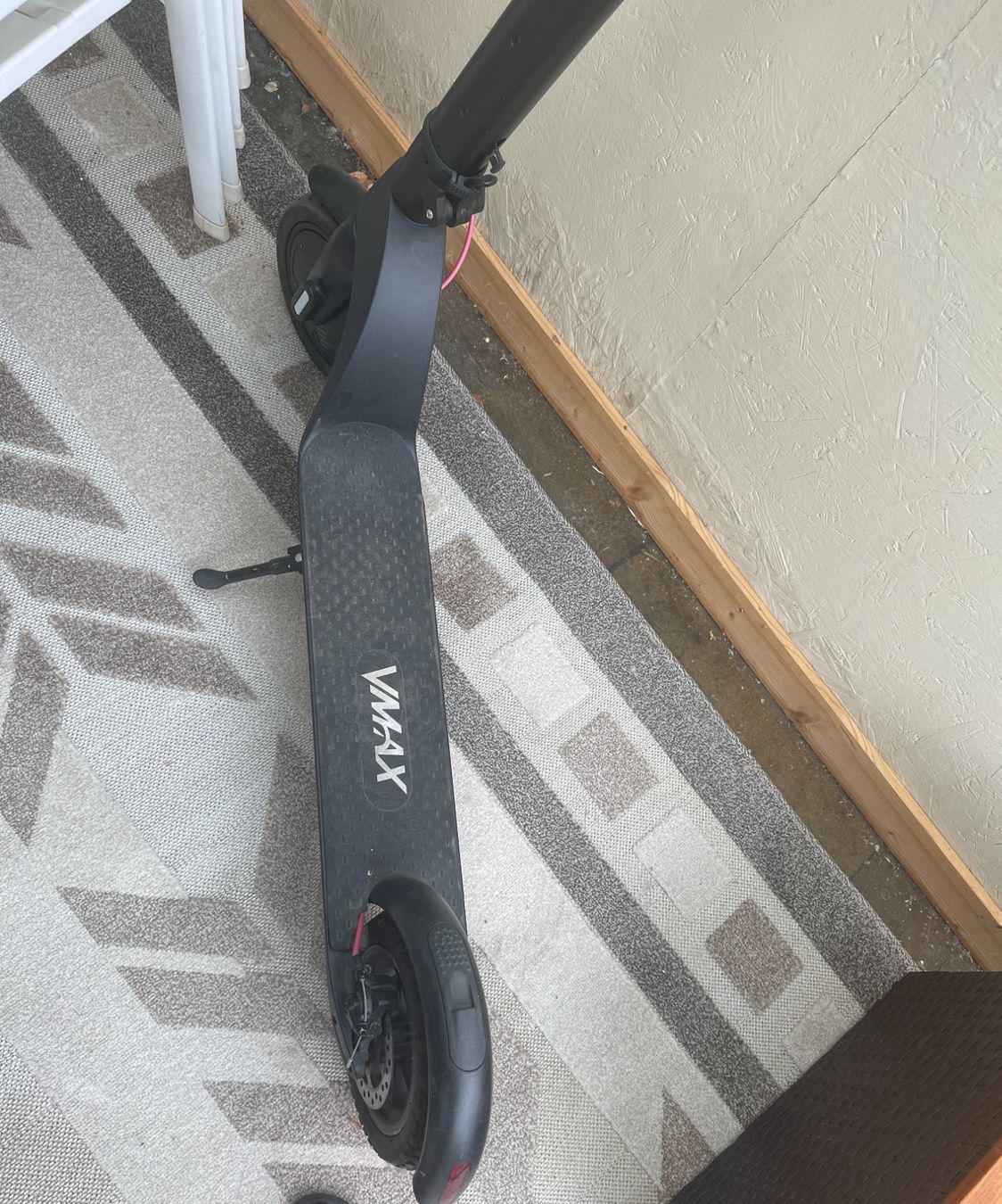 VMAX Kickboard: E-Scooter V-Max r93 Carvee Bee defekt – Difettoso da Neuhausen venduto da Singen12 5