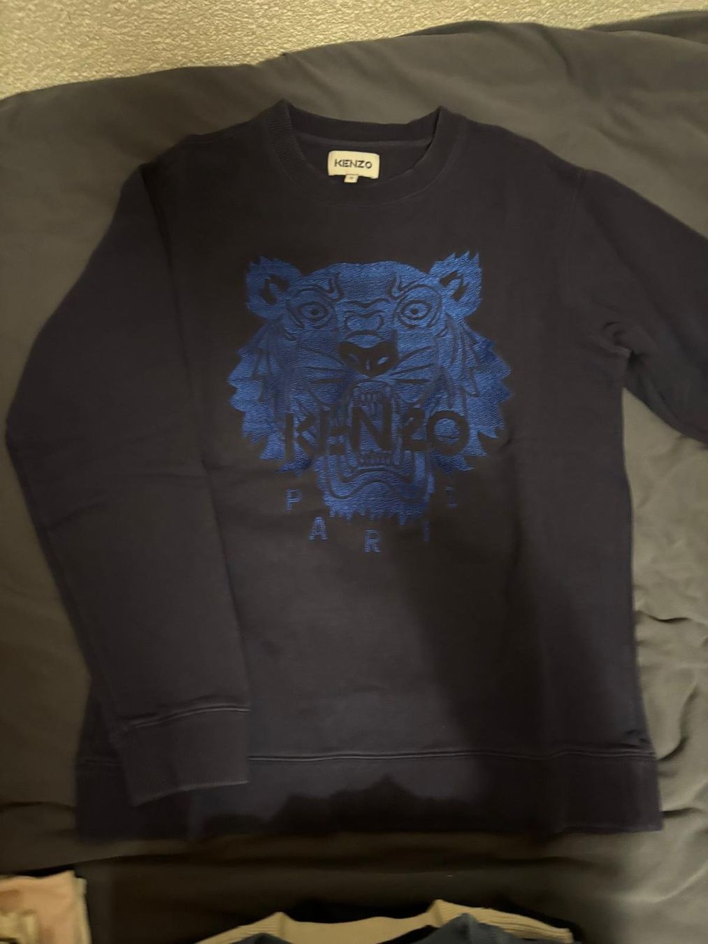 Maglioni & Felpe: Kenzo Pullover – Usato da Stettlen venduto da jas_m8ld