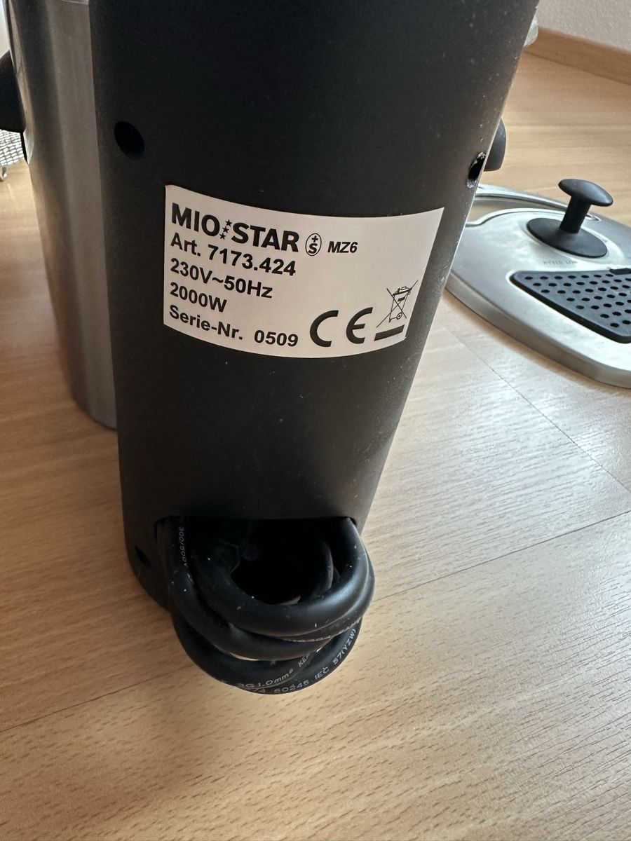 Mio Star Küchengeräte: MIO Star MZ6 Friteuse, 2000W – Gebraucht aus Bern von Fraeschels 2