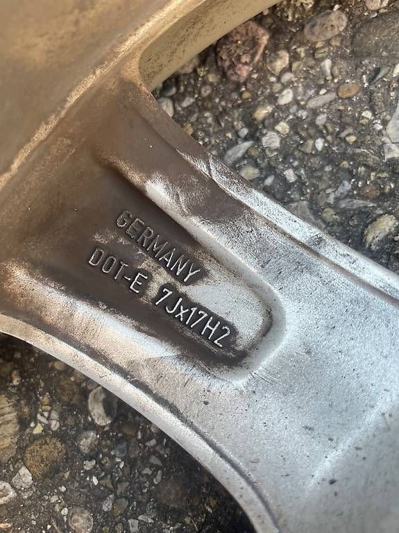 Volvo Cerchioni: Alufelgen VOLVO V60-S60 17" – Usato da Bülach venduto da Nbosshard 4
