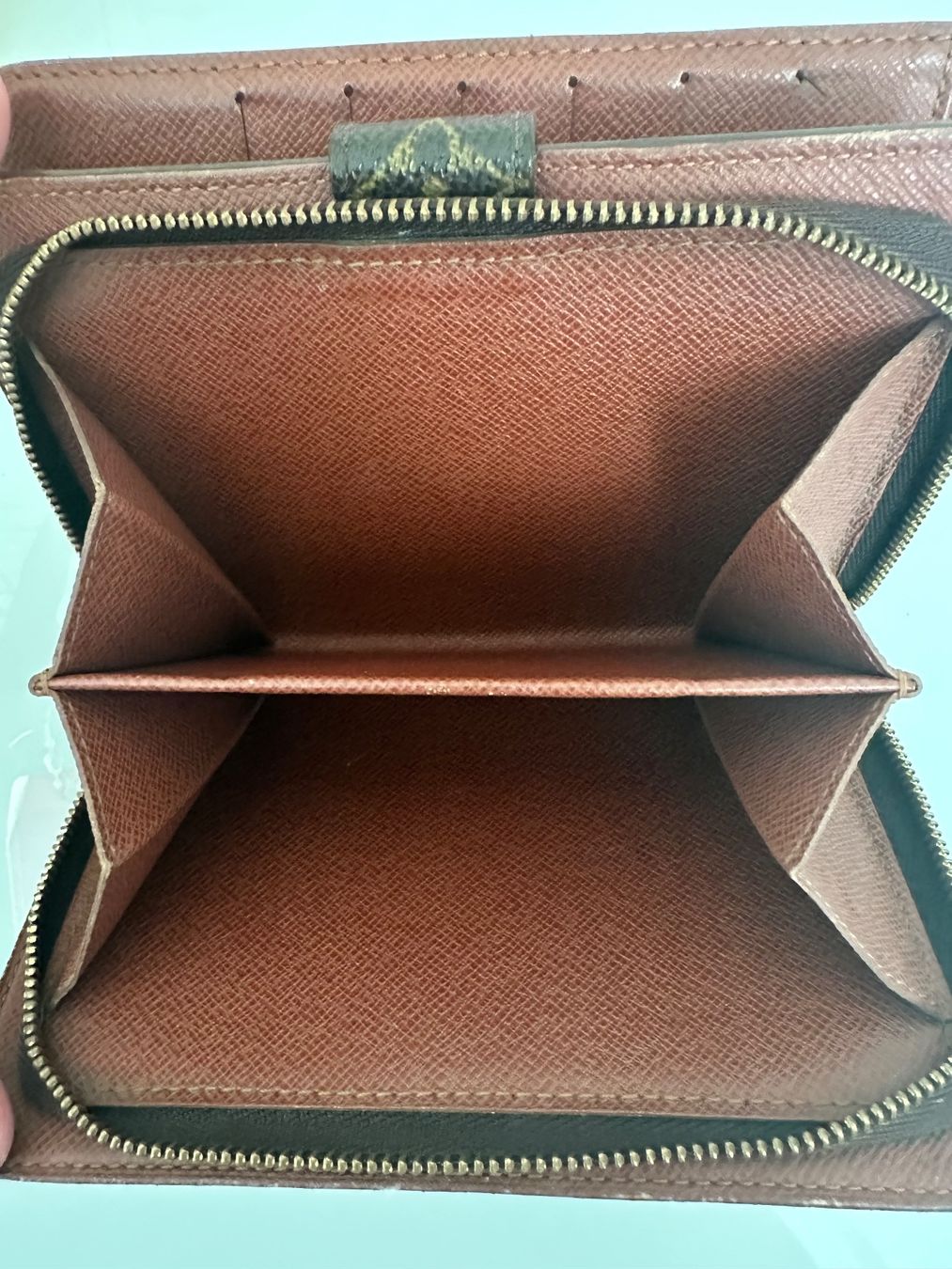 Louis Vuitton Portamonete: Louis Vuitton Compact Wallet - Nr. 748 – Usato da Hittnau venduto da LuxAndMore 3