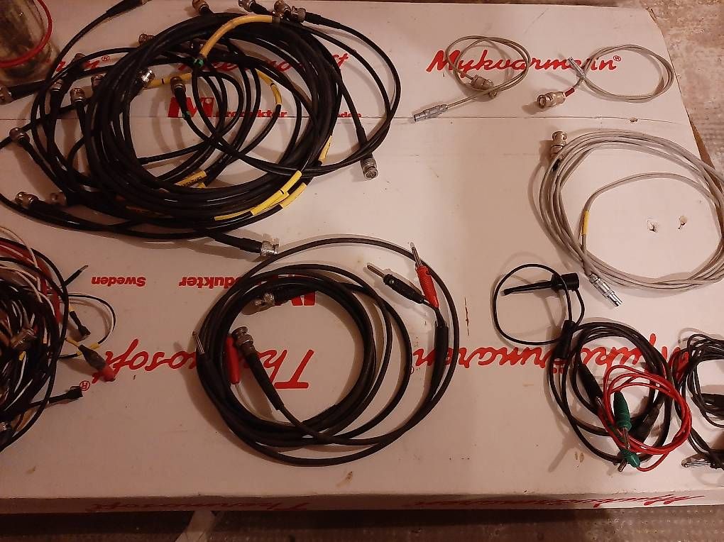 Cavi: Electronique - Laboratoire - Câbles LEMO - BNC - RG11 – Usato da Lutry venduto da Matteo022 2