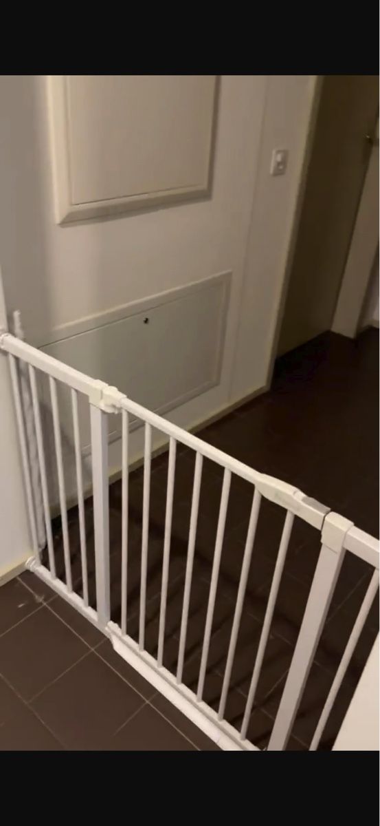 Sicherheit: Clear step gate 96-101 cm  – Gebraucht aus Zürich von mil_tg8p