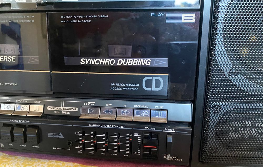 JVC PC-V1J Stereo Ghettoblaster CD Radio Band Equa (Gebraucht) in ...