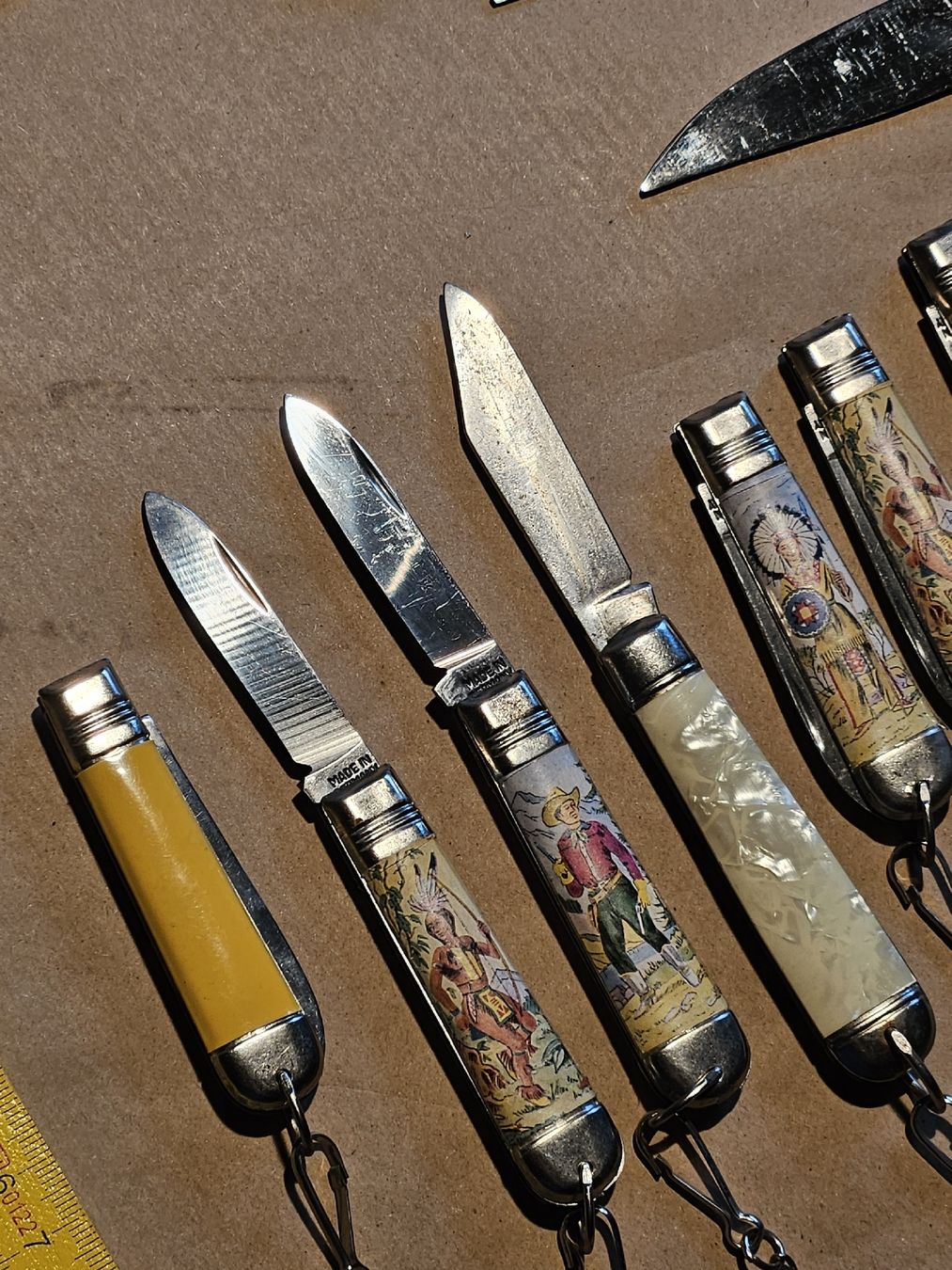 Solingen Coltelli tascabile: 18 ST. TASCHENMESSER MIT PRESENTATIONS KARTON  VON 1960 – Nuovo (secondo la descrizione) da Maschwanden venduto da OliverM05 5