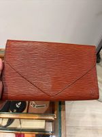 Pochette Art Deco Vuitton Cuir épi couleur Kenya