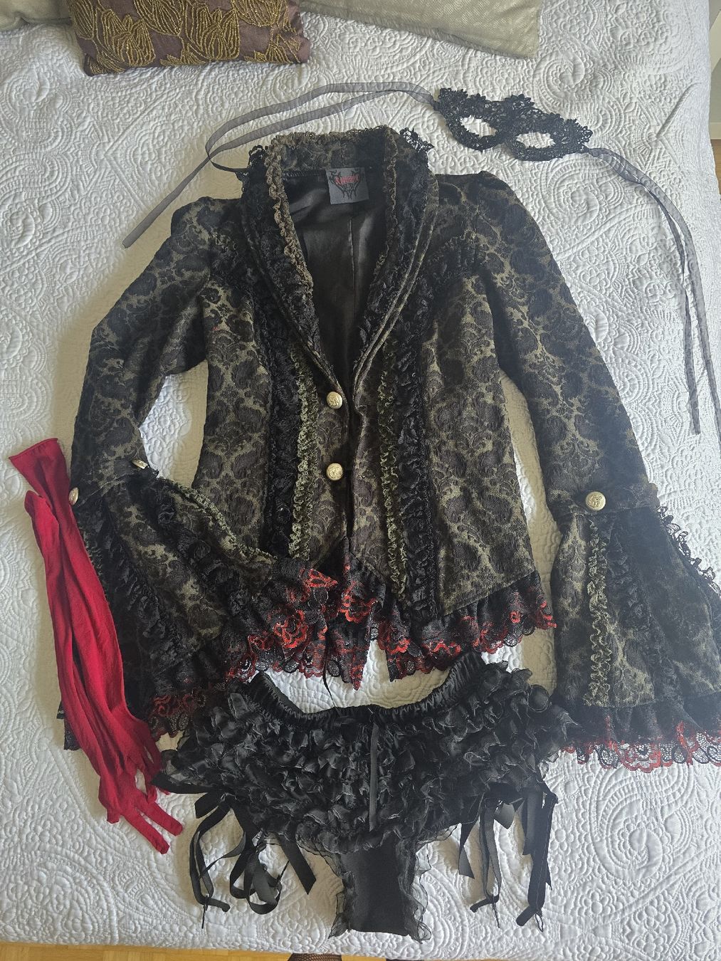 Kostüme: Halloween - Lady Vampire – Gebraucht aus Zollikon von C.fromParis 3