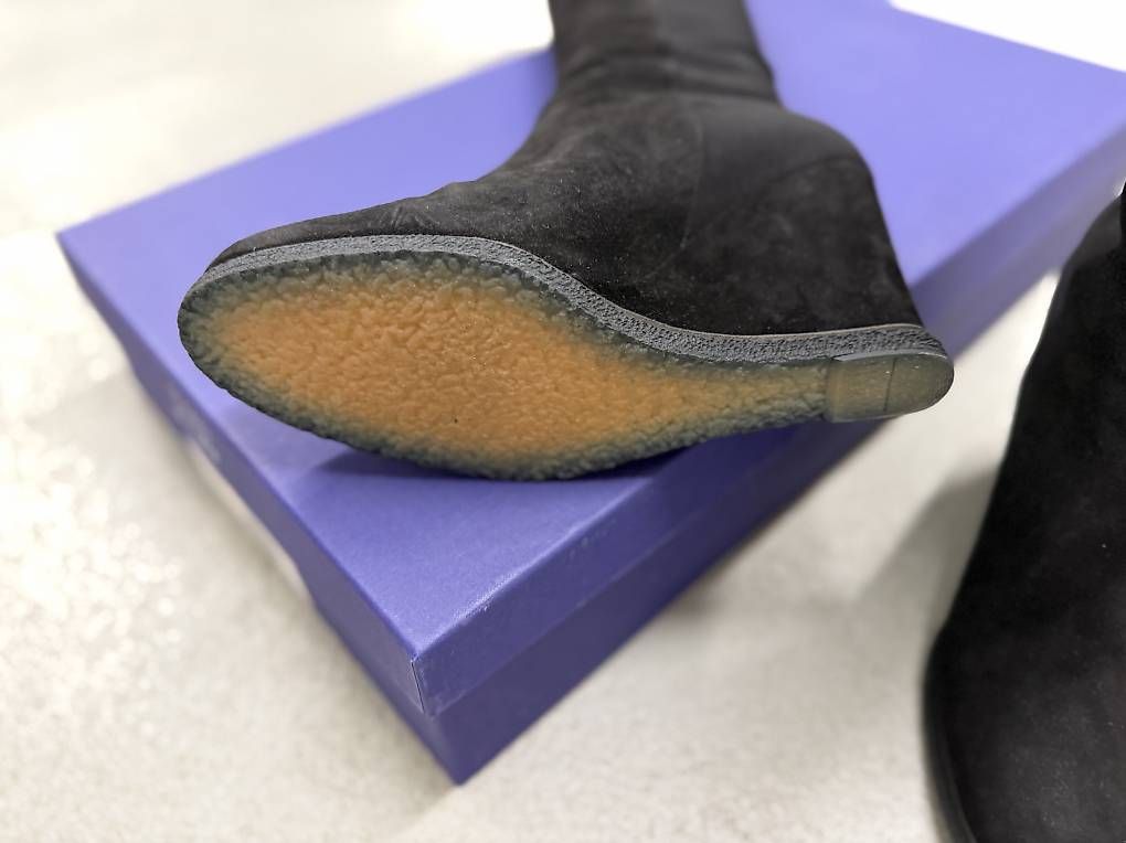 Scarpe da donna: Stuart Weitzman Stiefel mit Keilabsatz – Usato da Steinhausen venduto da deikoon 3