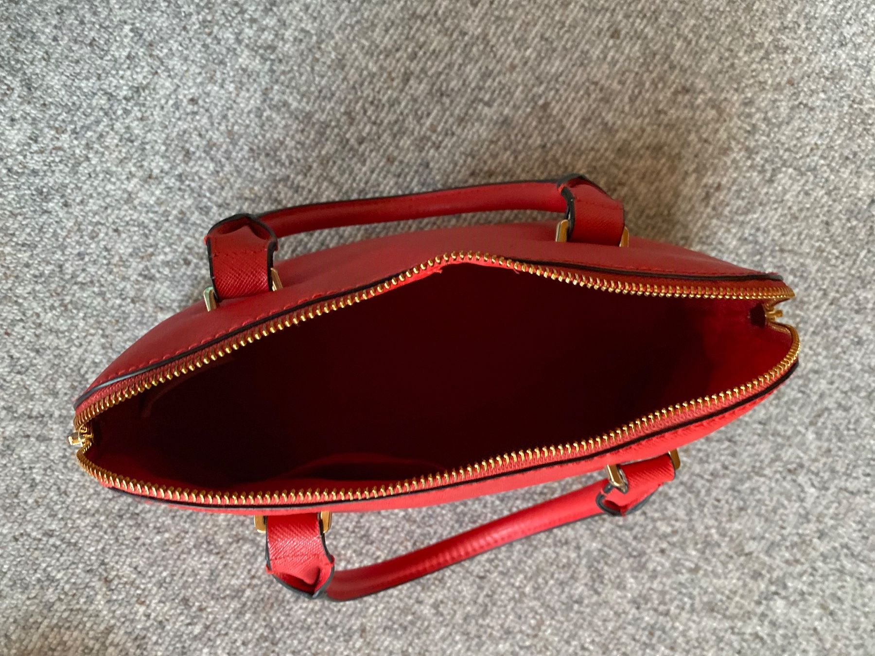 H&M Borse da donna: Handtasche – Usato da Appenzell venduto da Sonnschein_ 1