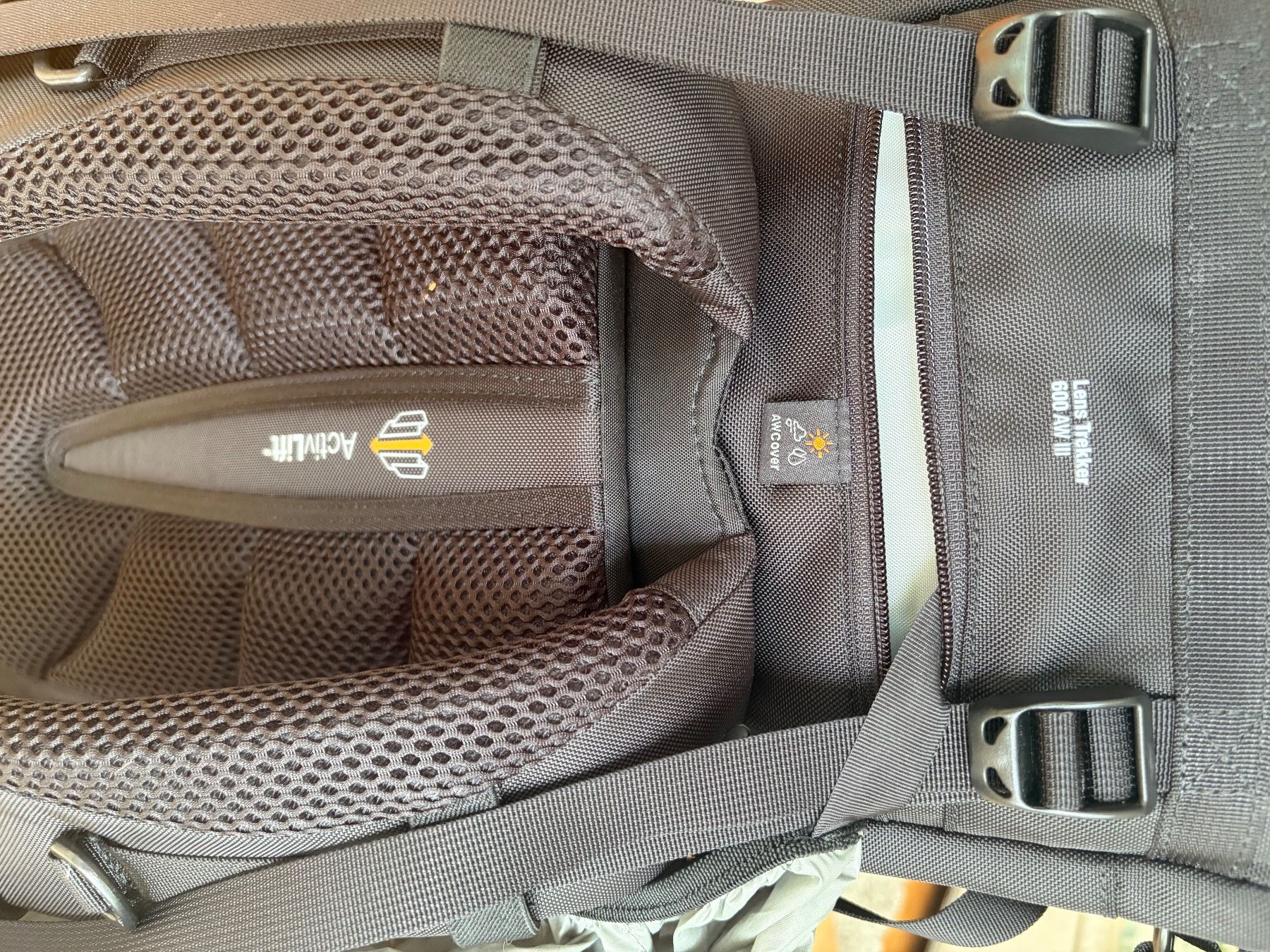 Lowepro Zaini: Lowepro Lens Trekker 600 AW III – Nuovo (secondo la descrizione) da Windisch venduto da ser_98gd 5