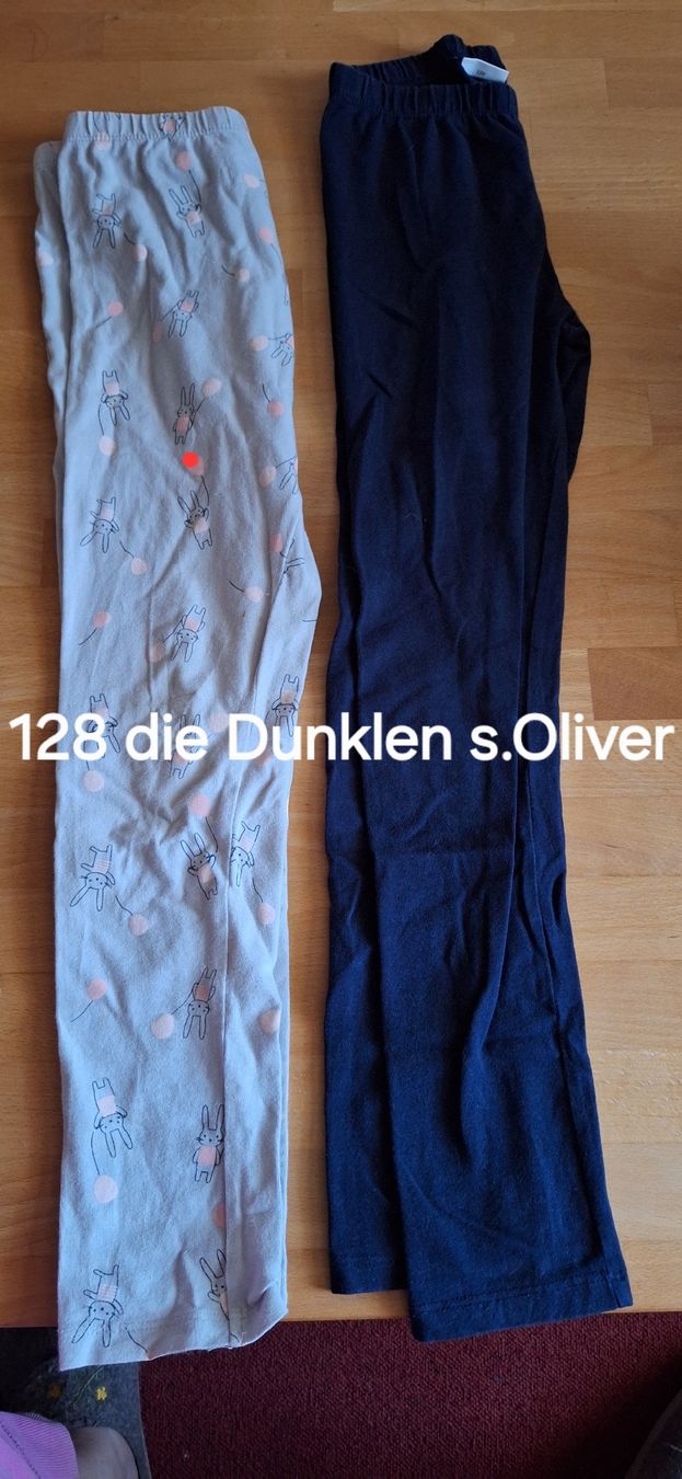 S.Oliver Pantaloni: 2 Leggings Gr. 128 - s.Oliver & mit Hasenmuster, Top! – Usato da Eggiwil venduto da KIMBALI01