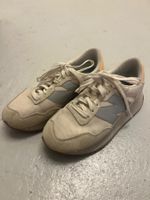 New Balance Sneaker