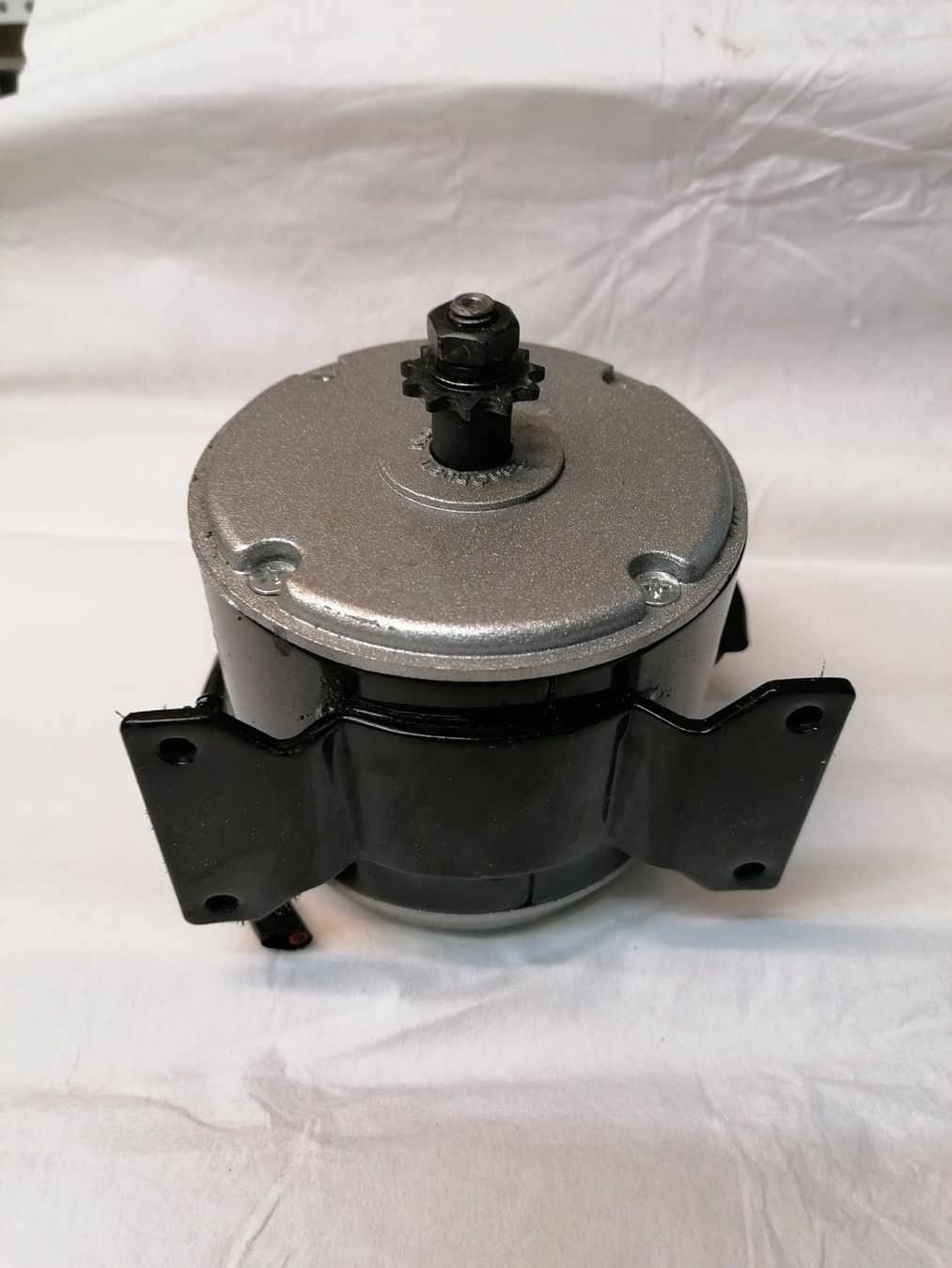 Scooters: 24 Volt Scooter Motor – D'occasion à Volketswil par sid_rf7k 1