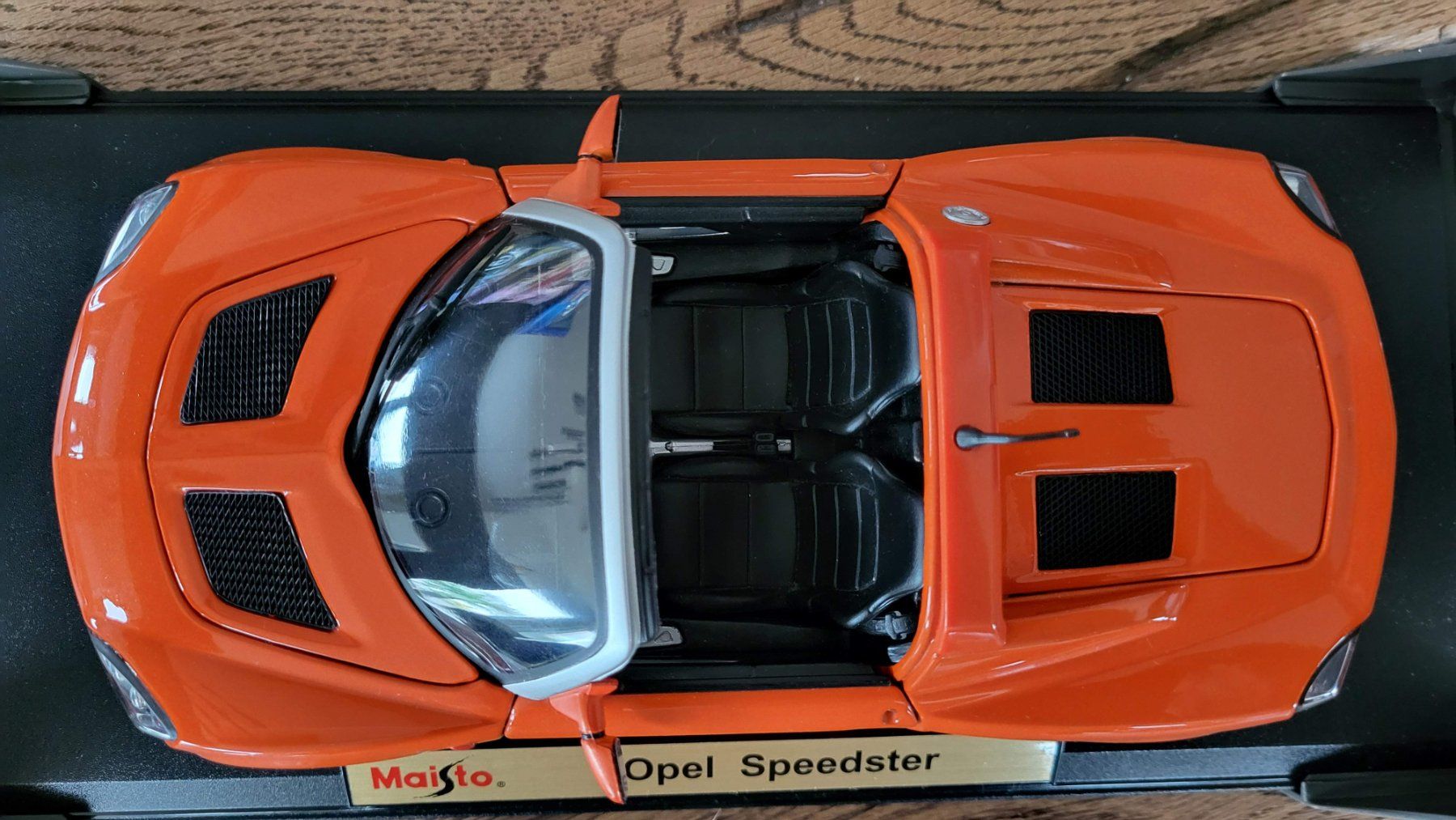 Maisto Modellautos: Opel Speedster 1:18 Maisto – Gebraucht aus Rothrist von Juana5 7