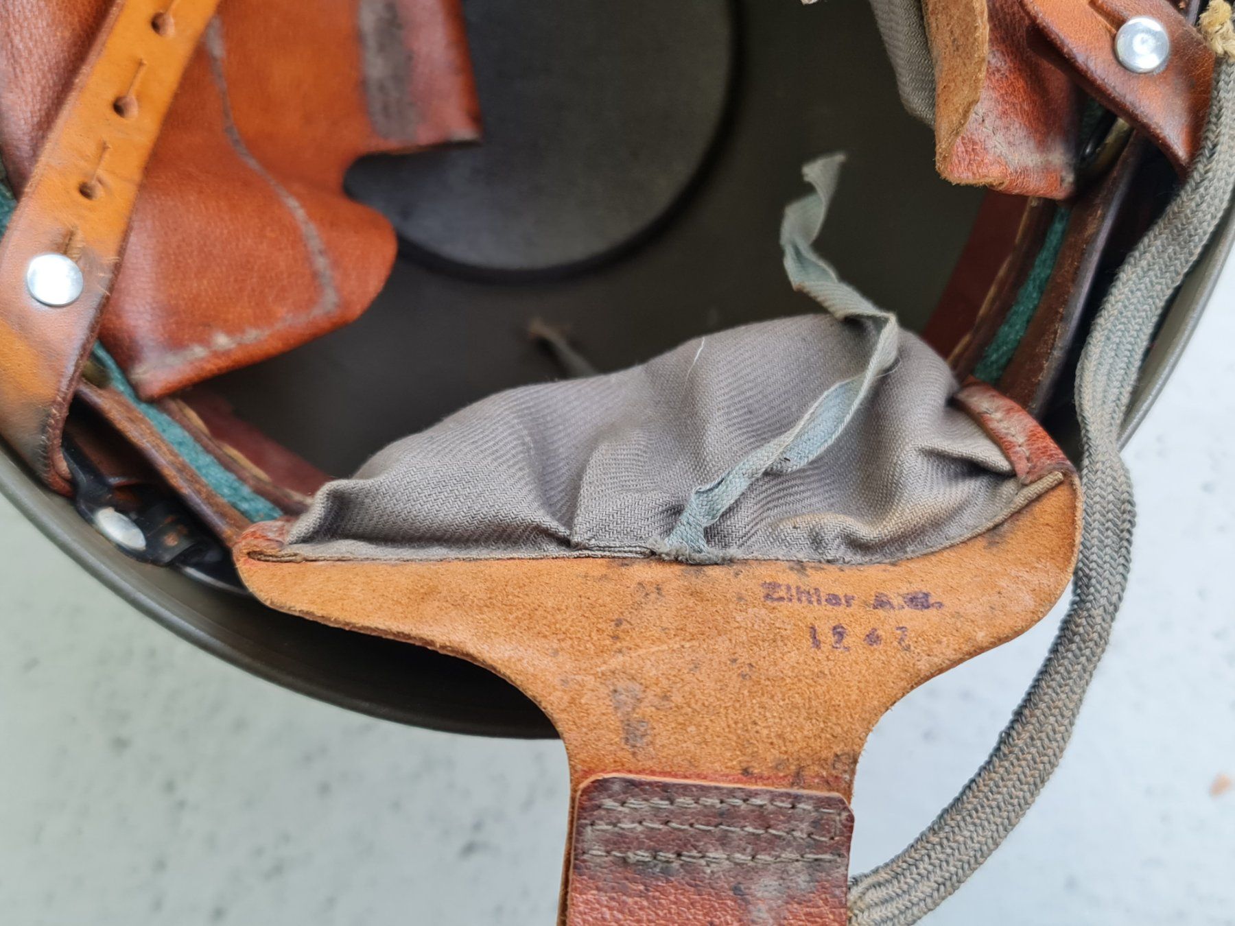 Uniformen & Effekten: Condor Helm – Gebraucht aus Sins von tomeks 5