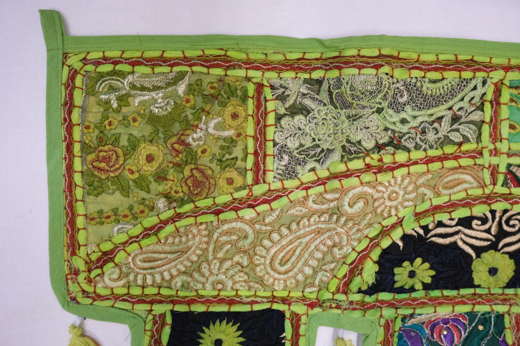 Tutte le decorazioni: Indischer Wandbehang Türbehang Dekoration Patchwork – Nuovo (secondo la descrizione) da Zürich venduto da Masala-Oase 3