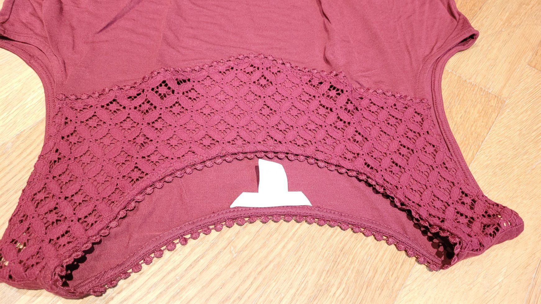 H&M Top: Top bordeaurot, Grösse M – Nuovo (secondo la descrizione) da Neschwil venduto da flower_69 2
