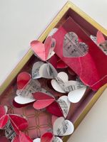 Papier-Herzgirlande – handgemacht & recycelt – dekorativ