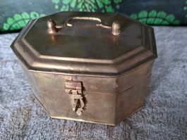 Alte, Vintage Messing Schatulle, Top Zustand, Goldig!