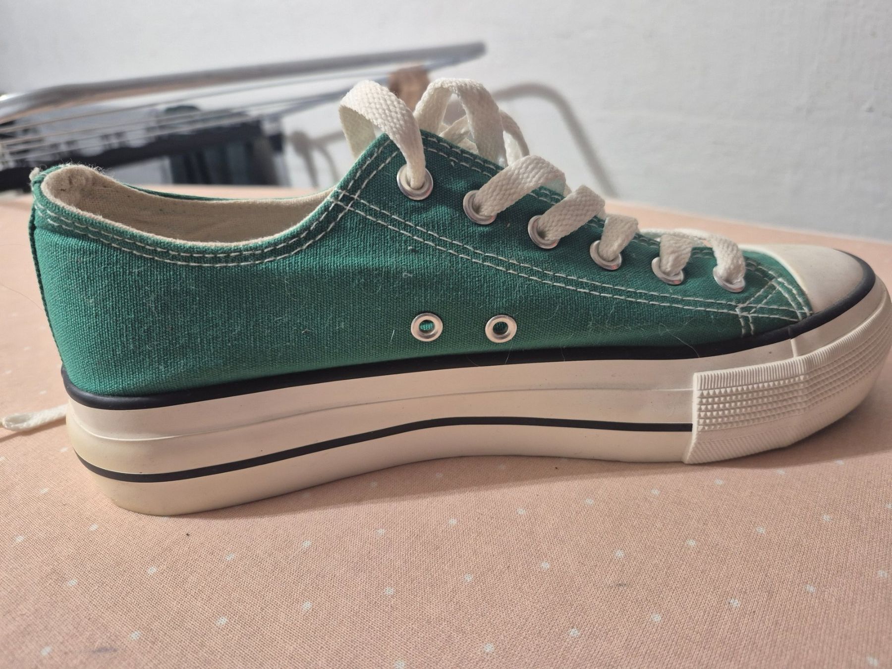 Scarpe da uomo: Sneakers – Nuovo (secondo la descrizione) da Winterthur venduto da Lumi11 2