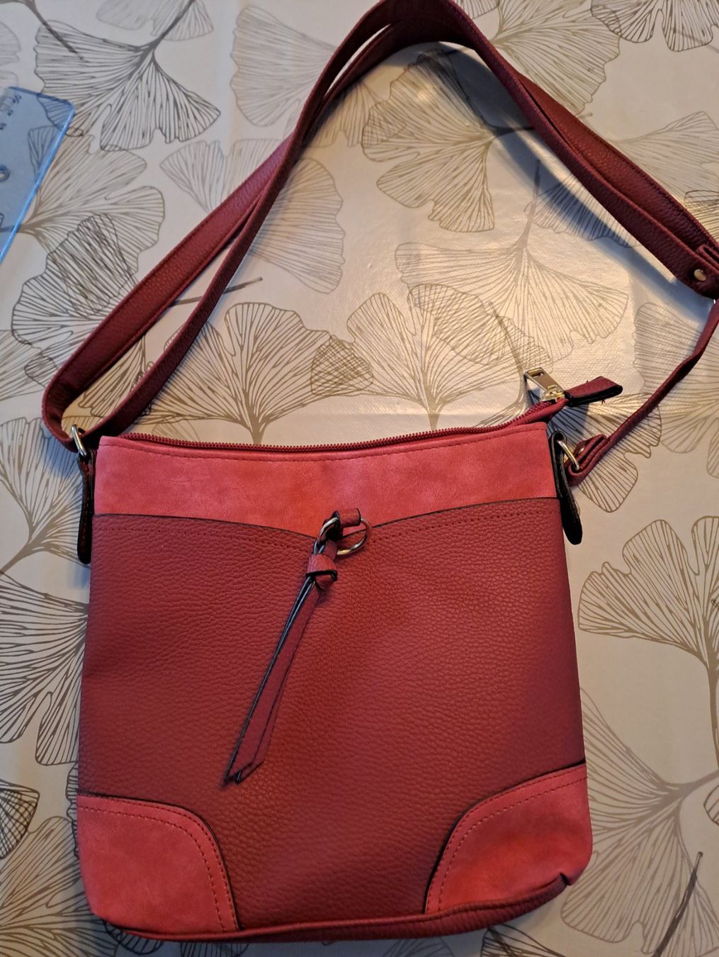 Borse da donna: Petit sac rouge – Nuovo (secondo la descrizione) da Glovelier venduto da arbecha