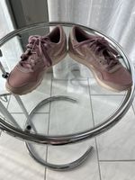 Reebok Classic shoes. Light purple. Size EU 37/UK 4